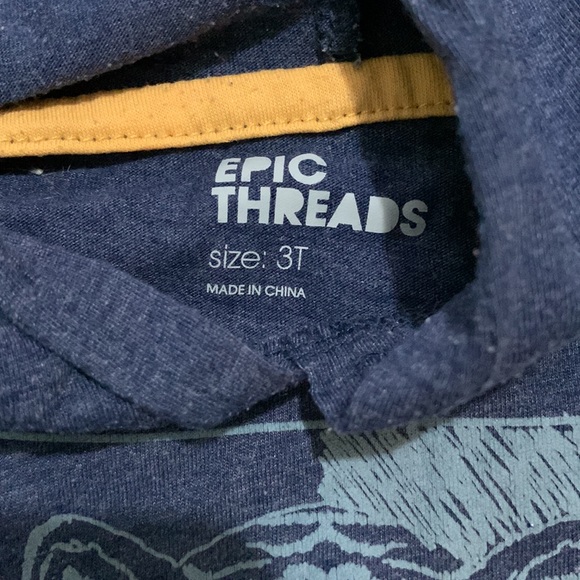 3T hooded long-sleeve shirts - Picture 2 of 2